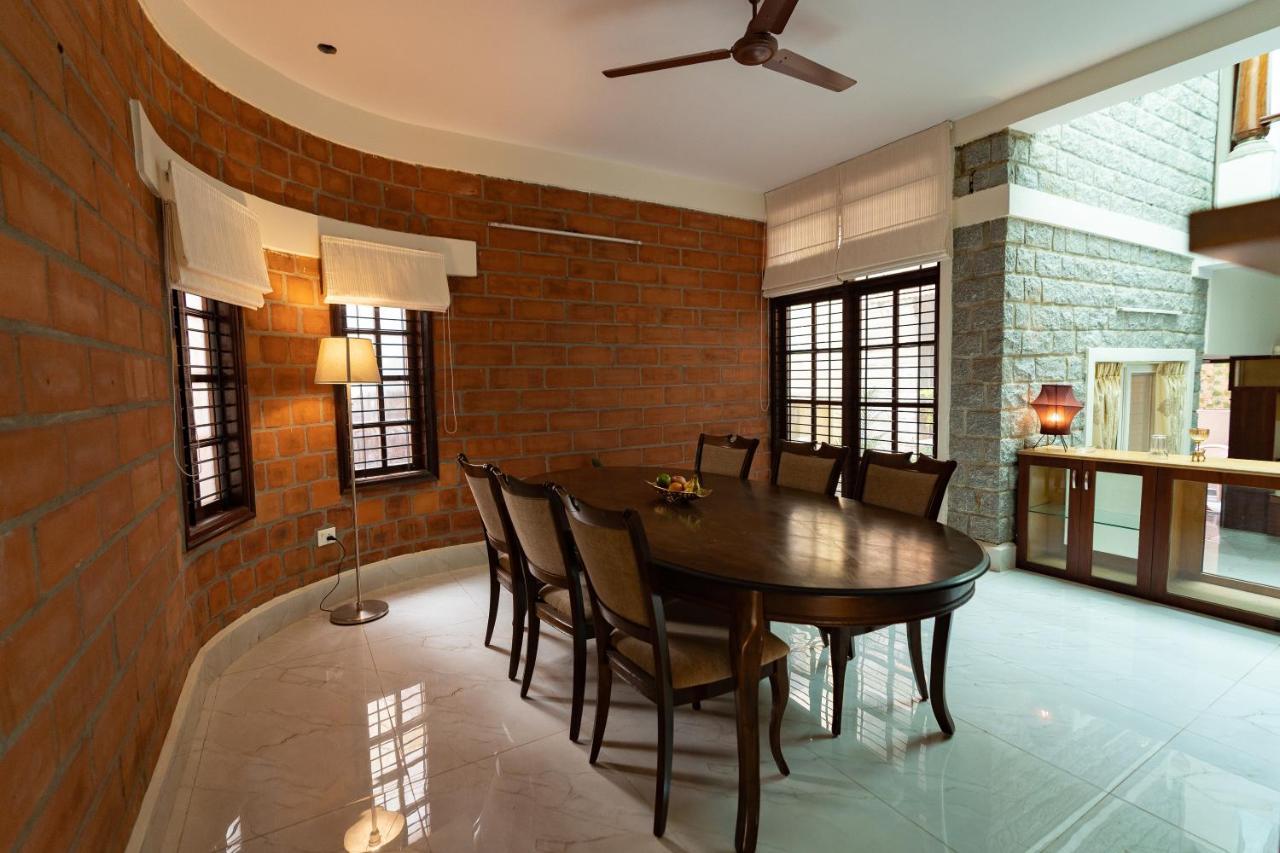 Luho Stone House Acomodação com café da manhã Bangalore Exterior foto